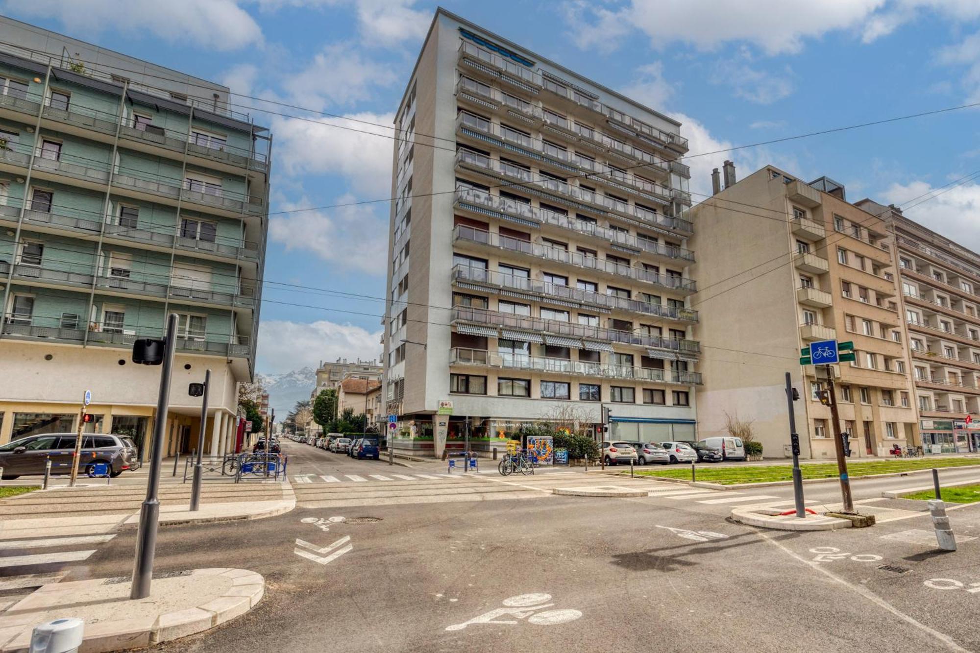 Chez Flo Appartement Grenoble Buitenkant foto